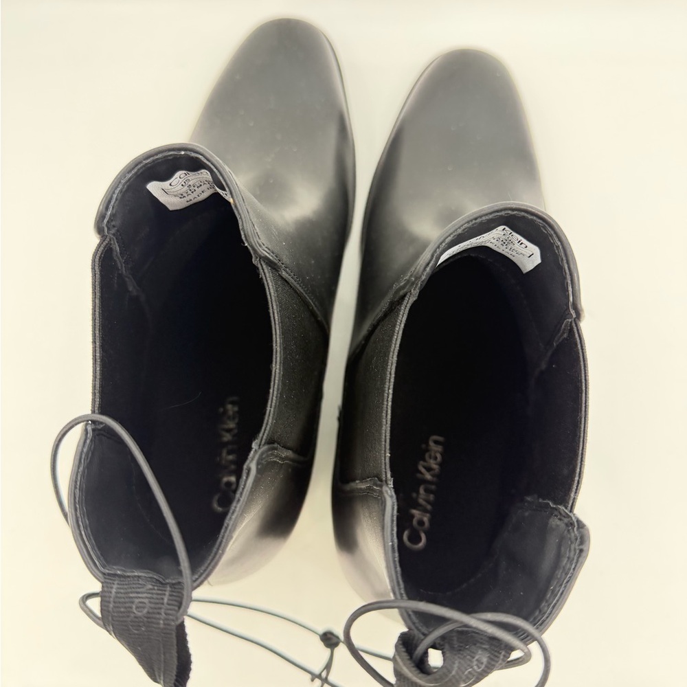 New Calvin Klein Men’s  Brayden Slip on Boots Black 9 No Box Classy Modern - Picture 8 of 11